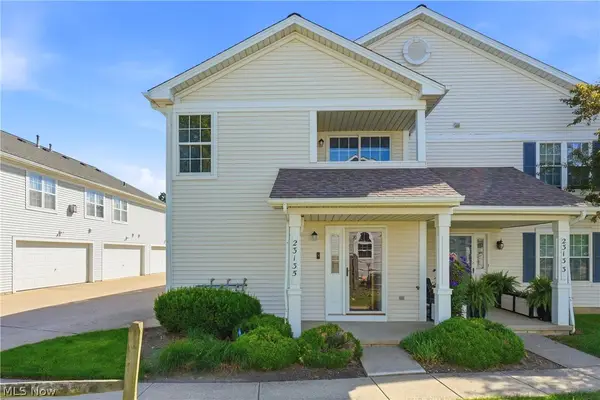 23135 Grist Mill Court #29C, Olmsted Falls, OH 44138