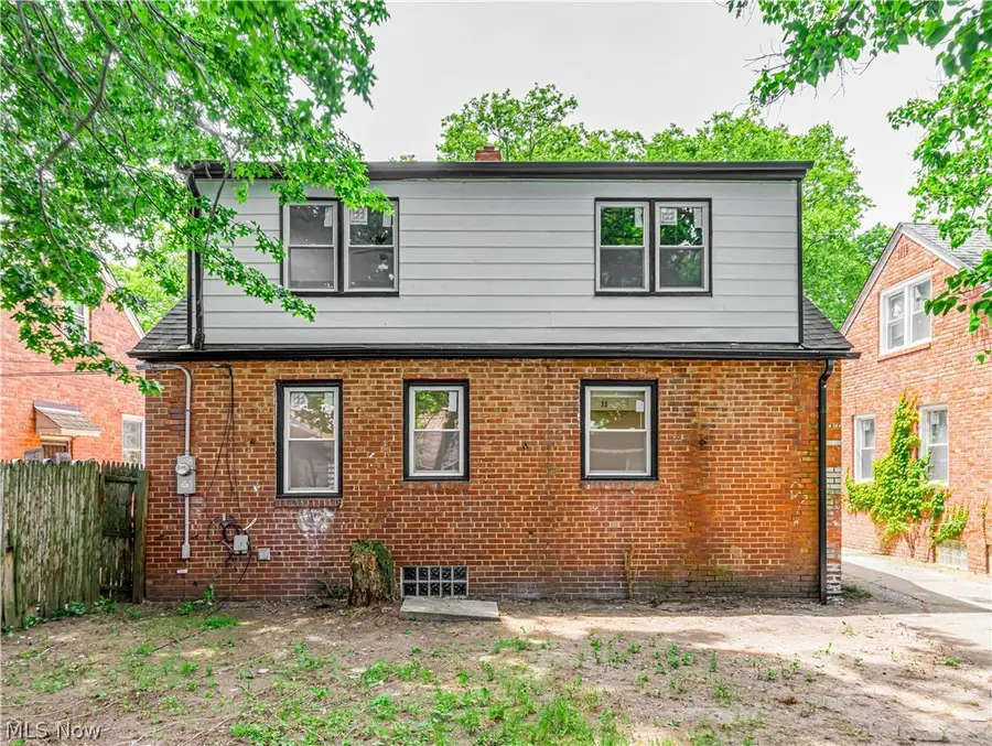 617 E 118th Street, Cleveland, OH 44108 - #3