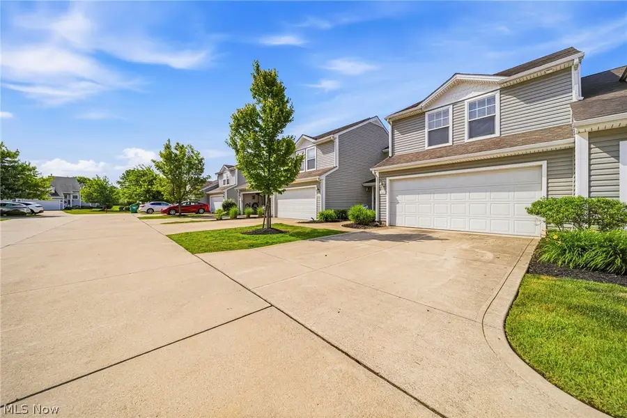 988 Tradewinds Cove, Painesville, OH 44077 - #3