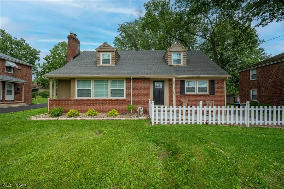 7217 Pennsylvania Avenue, Youngstown, OH 44514 - #1