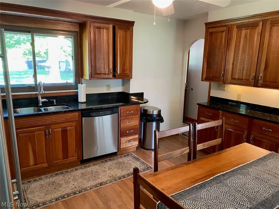 6430 Columbia Road, Olmsted Falls, OH 44138 - #3