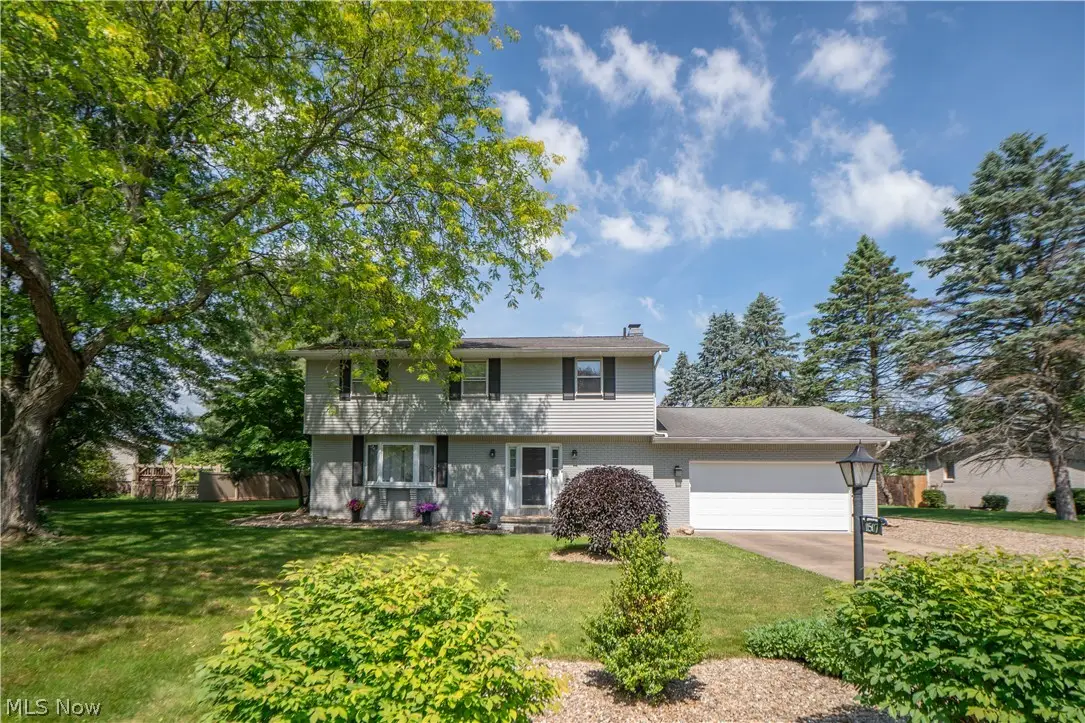 11507 Lela Nw Avenue, Uniontown, OH 44685 - #1