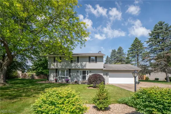 11507 Lela Nw Avenue, Uniontown, OH 44685