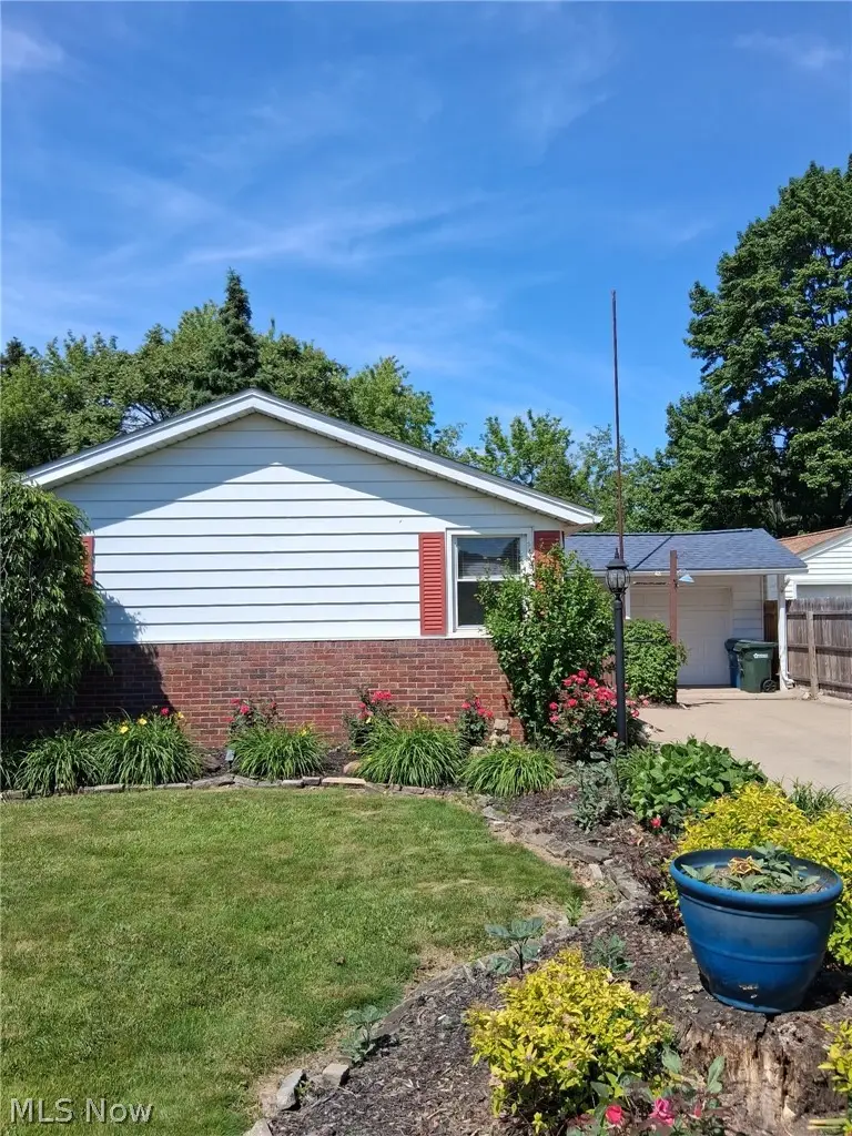 481 Shupe Avenue, Amherst, OH 44001 - #3