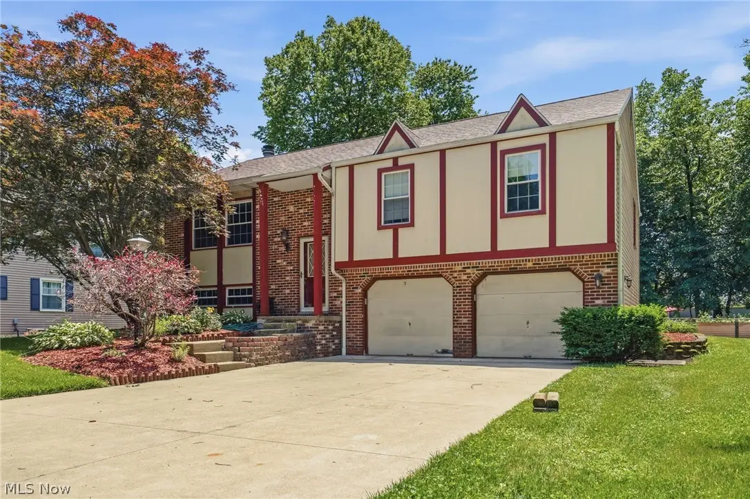 2606 Northam Nw Circle, North Canton, OH 44720 - #1