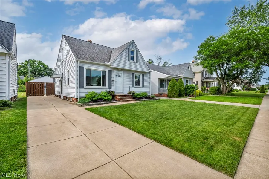 2699 Lincoln Avenue, Parma, OH 44134 - #3