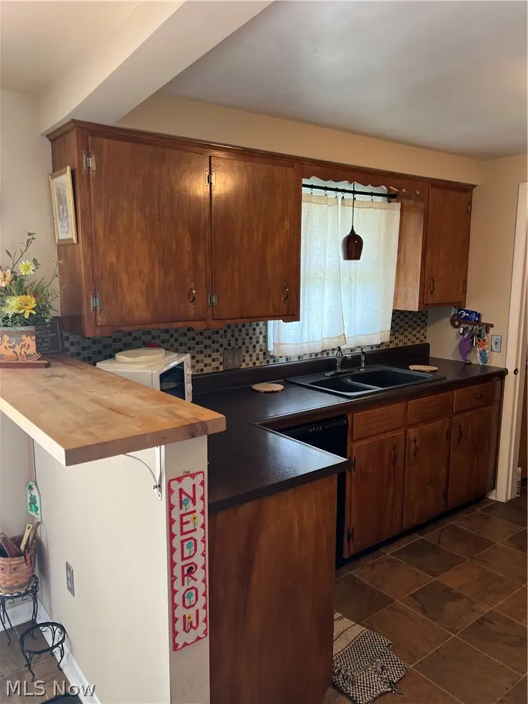205 High Street, Dover, OH 44622 - #3