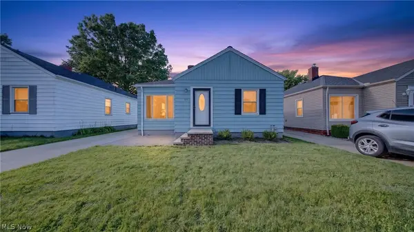 1020 Dawnwood Drive, Parma, OH 44134