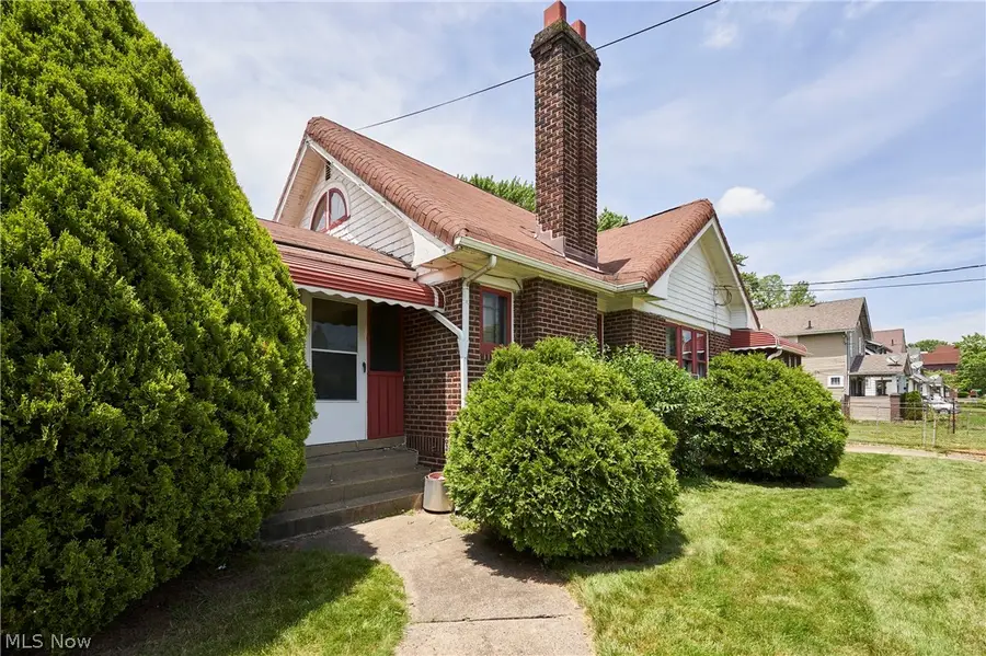 939 Lovers Lane, Akron, OH 44306 - #2