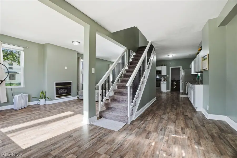 521 High Street, Fairport Harbor, OH 44077 - #3