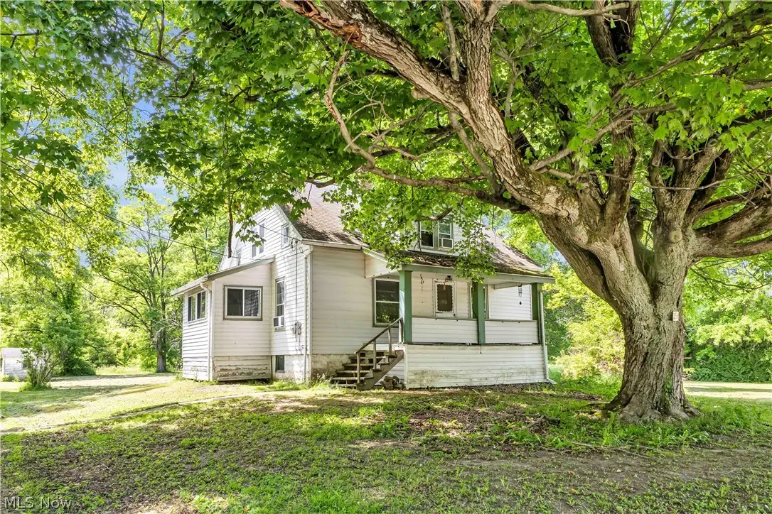 3356 S Leavitt Sw Road, Lordstown, OH 44481 - #1