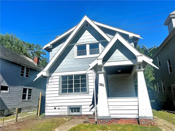 987 E 131st Street, Cleveland, OH 44108