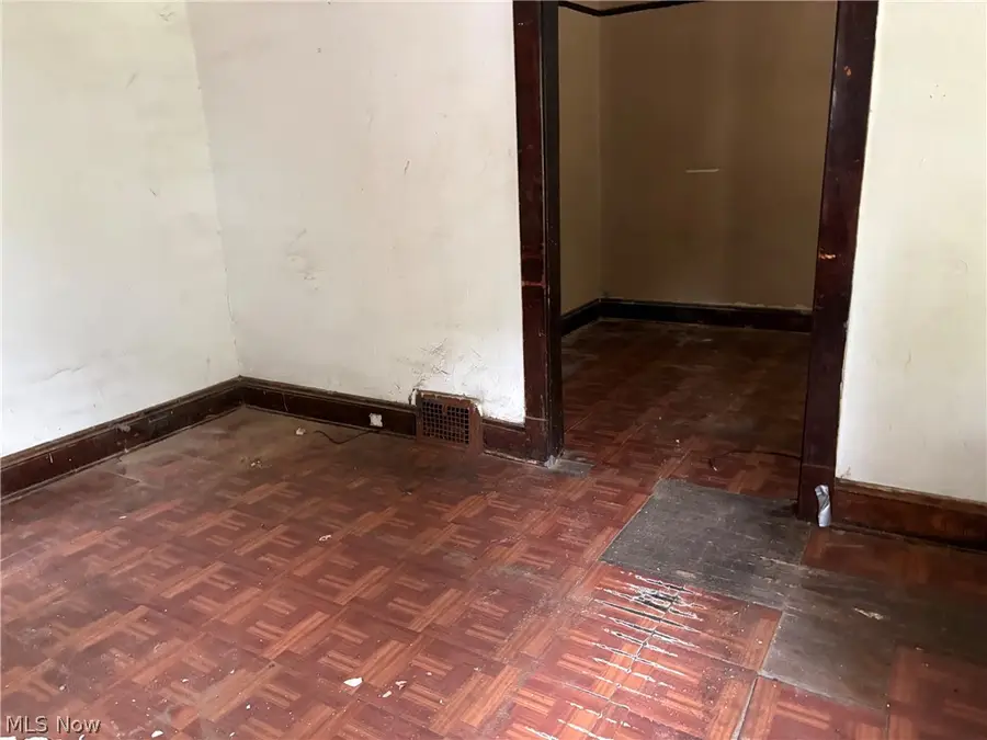 9611 Prince Avenue, Cleveland, OH 44105 - #3