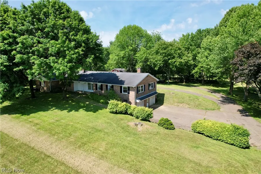 6025 California Avenue, Louisville, OH 44641 - #3