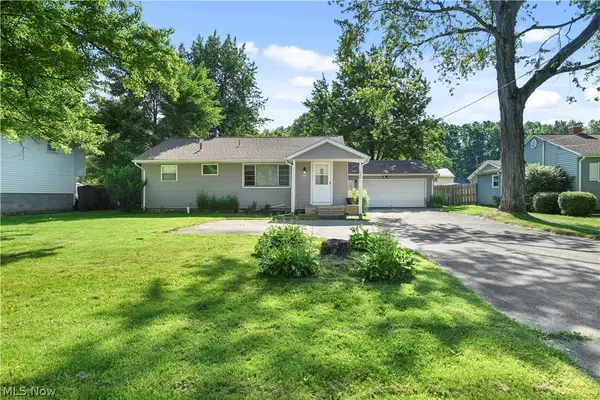 304 Howland Wilson Ne Road, Warren, OH 44484