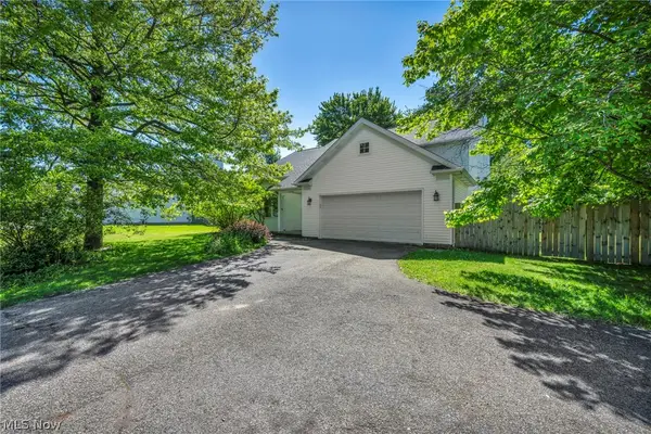 9842 Johnnycake Ridge Road, Mentor, OH 44060