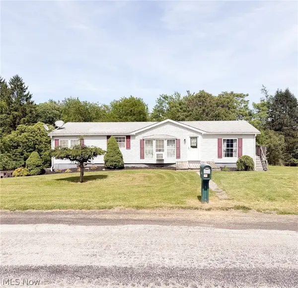 1387 Tope Road, New Cumberland, WV 26047