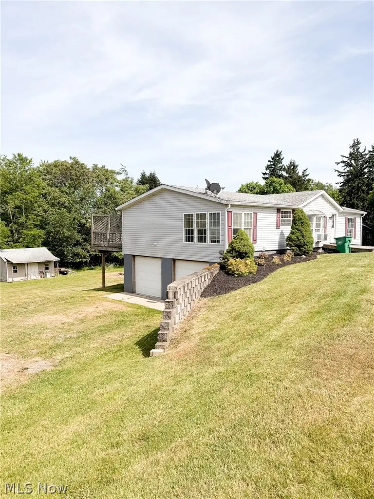 1387 Tope Road, New Cumberland, WV 26047 - #3