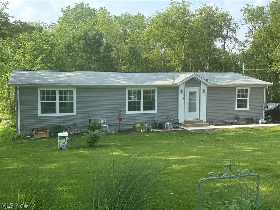 301 46th Sw Street, Canton, OH 44706 - #3