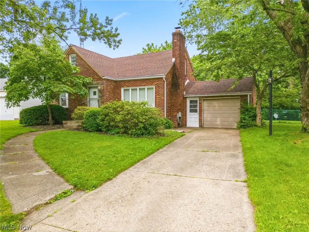 3312 Yale Nw Avenue, Canton, OH 44709 - #1