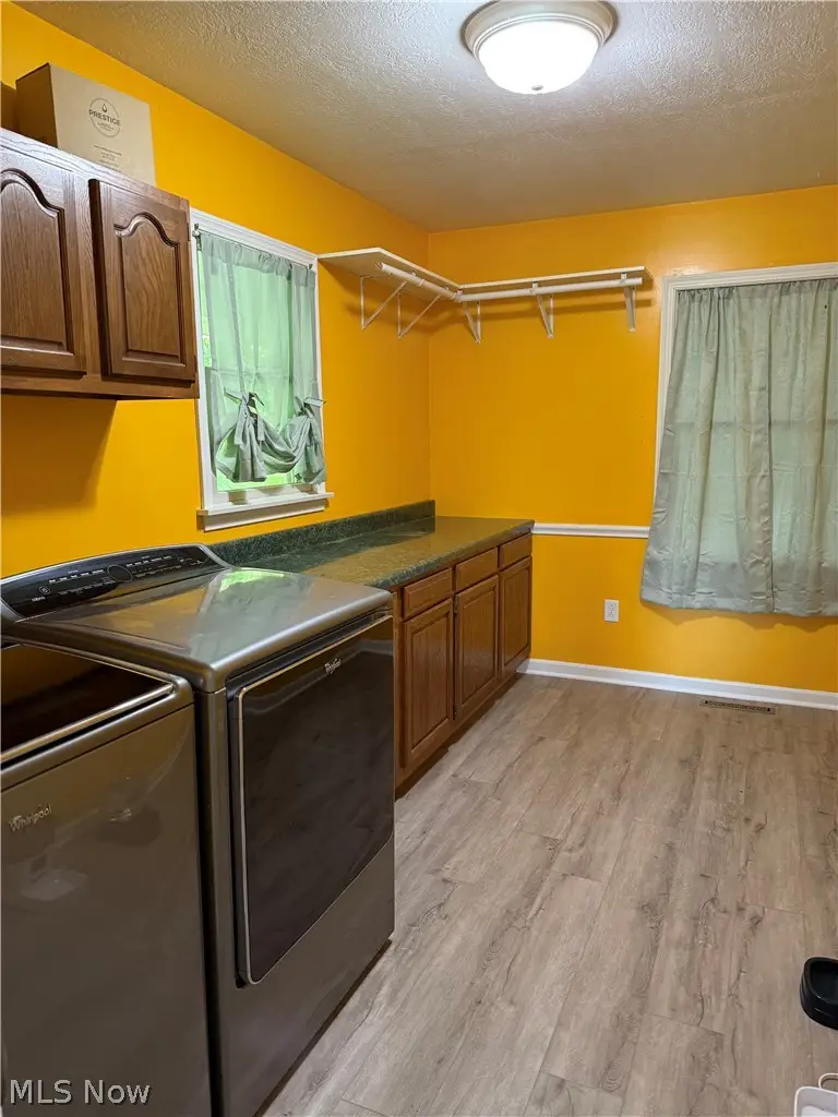 2187 Golfview Ne Drive, New Philadelphia, OH 44663 - #3