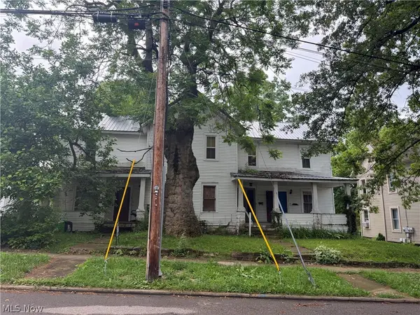 523 College Avenue, Wooster, OH 44691