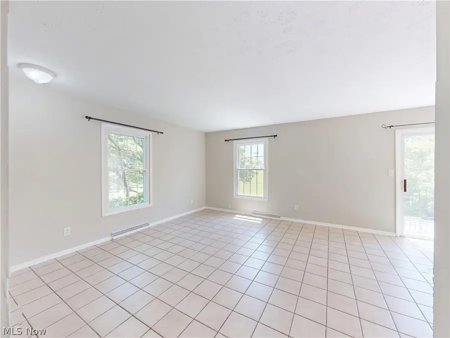 824 S Chillicothe Road #14, Aurora, OH 44202 - #3