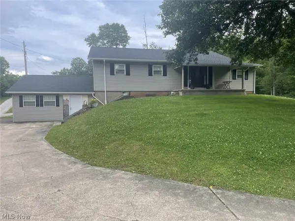 705 Roth Road, Parkersburg, WV 26104