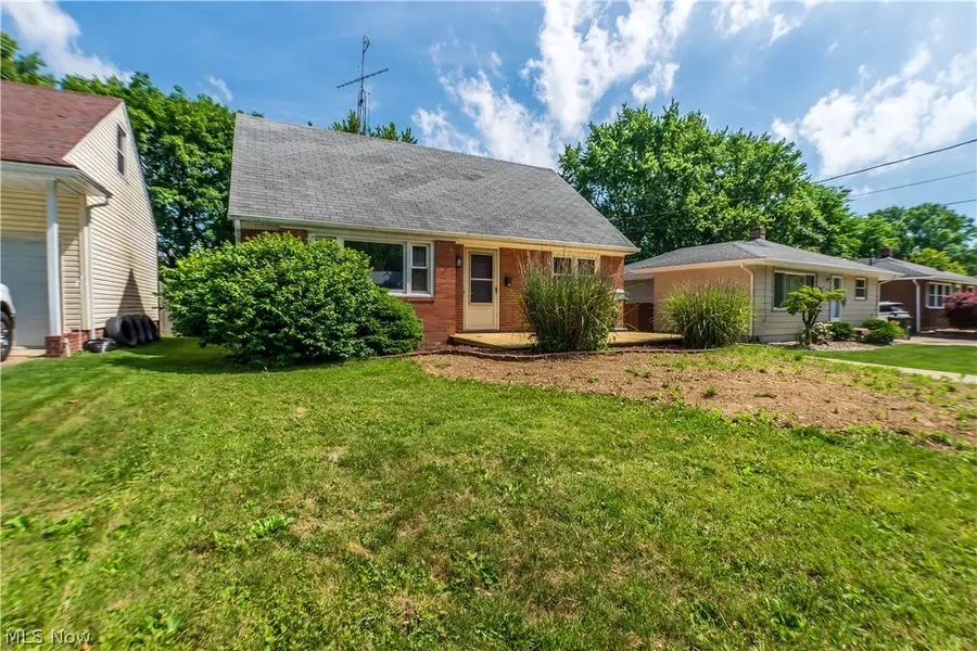 1703 41st Nw Street, Canton, OH 44709 - #2