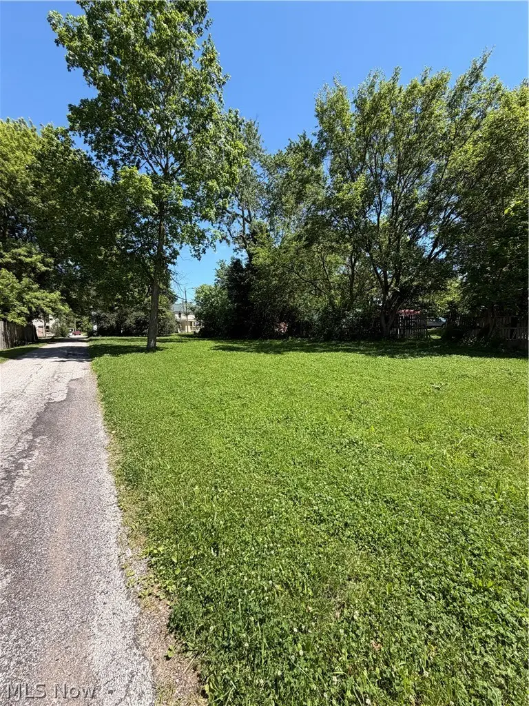 369 W North Street, Wooster, OH 44691 - #2