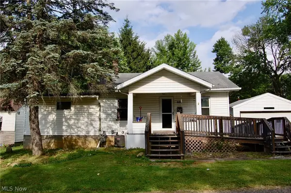 669 Scott Nw Place, Massillon, OH 44647