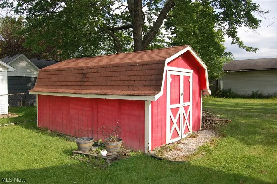 669 Scott Nw Place, Massillon, OH 44647 - #3