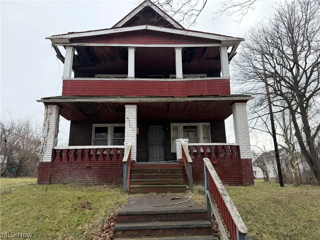 9702 Parkview Avenue, Cleveland, OH 44104 - #1