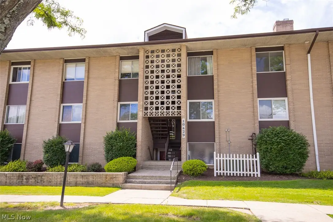 10429 N Church Drive #116, Parma Heights, OH 44130 - #1