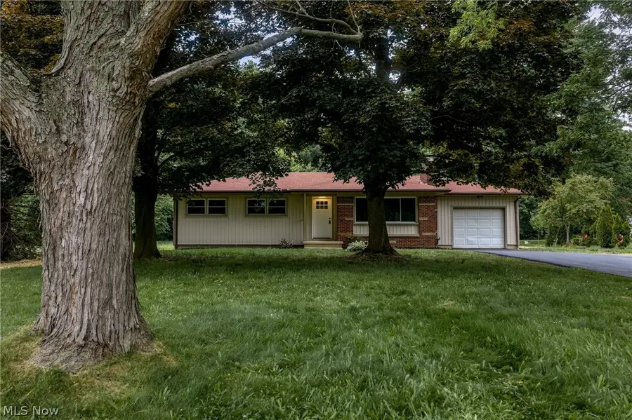 1709 Berna Road, Green, OH 44312 - #3