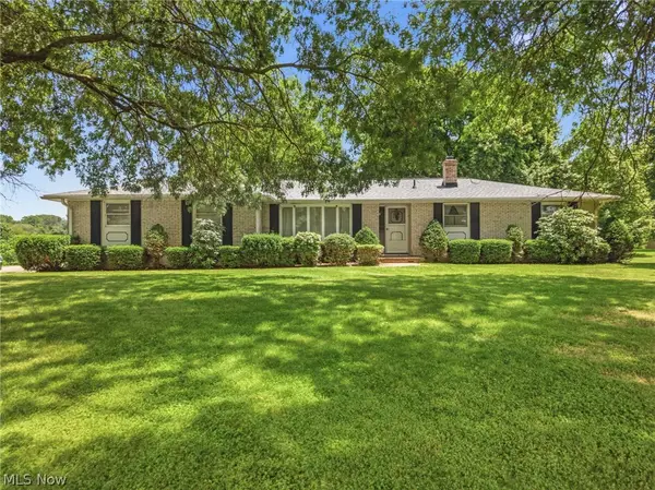 4800 Suzette Nw Avenue, Massillon, OH 44647