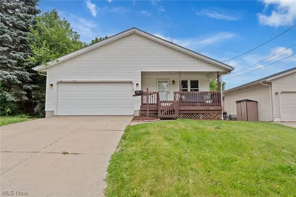 77 29th Nw Street, Barberton, OH 44203