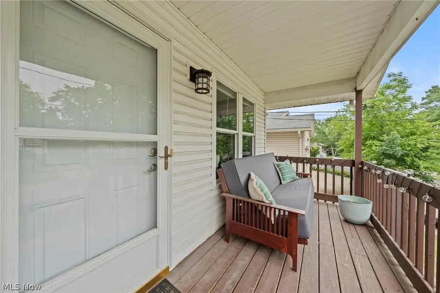 77 29th Nw Street, Barberton, OH 44203 - #3