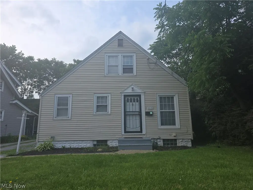 815 Russell Avenue, Akron, OH 44307 - #1