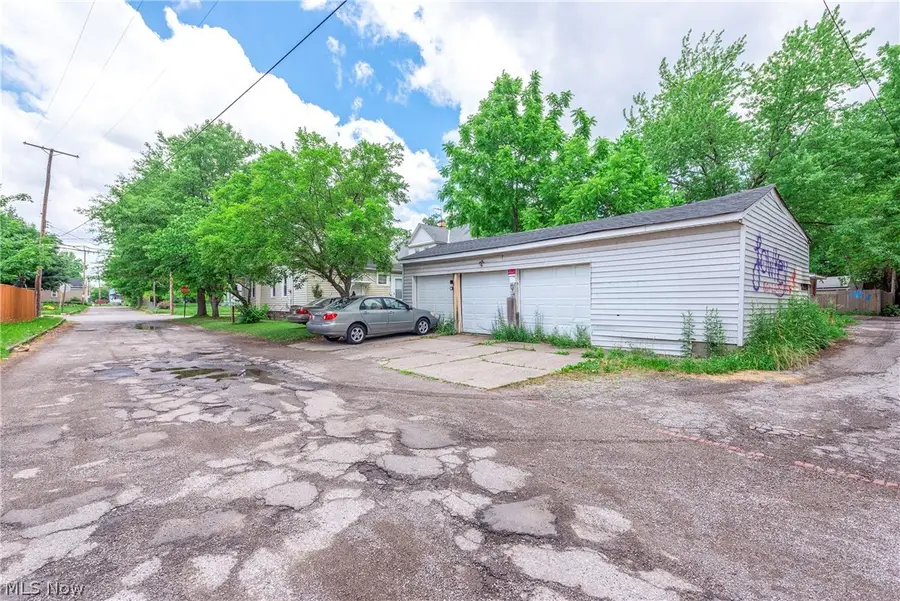 3295 W 56th Street, Cleveland, OH 44102 - #3