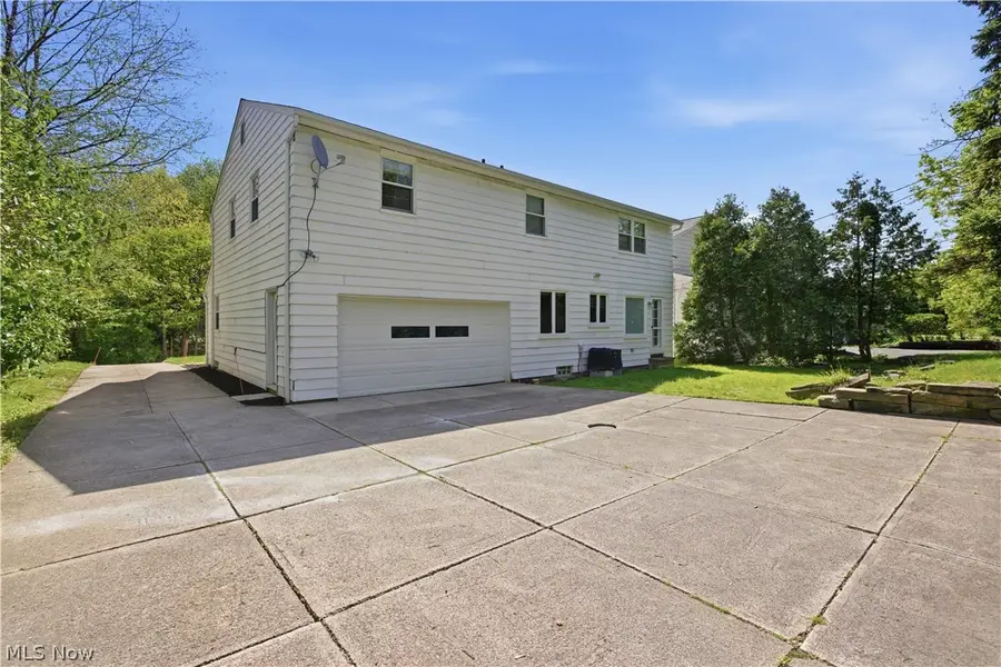 2056 Laurel Hill Drive, South Euclid, OH 44121 - #3