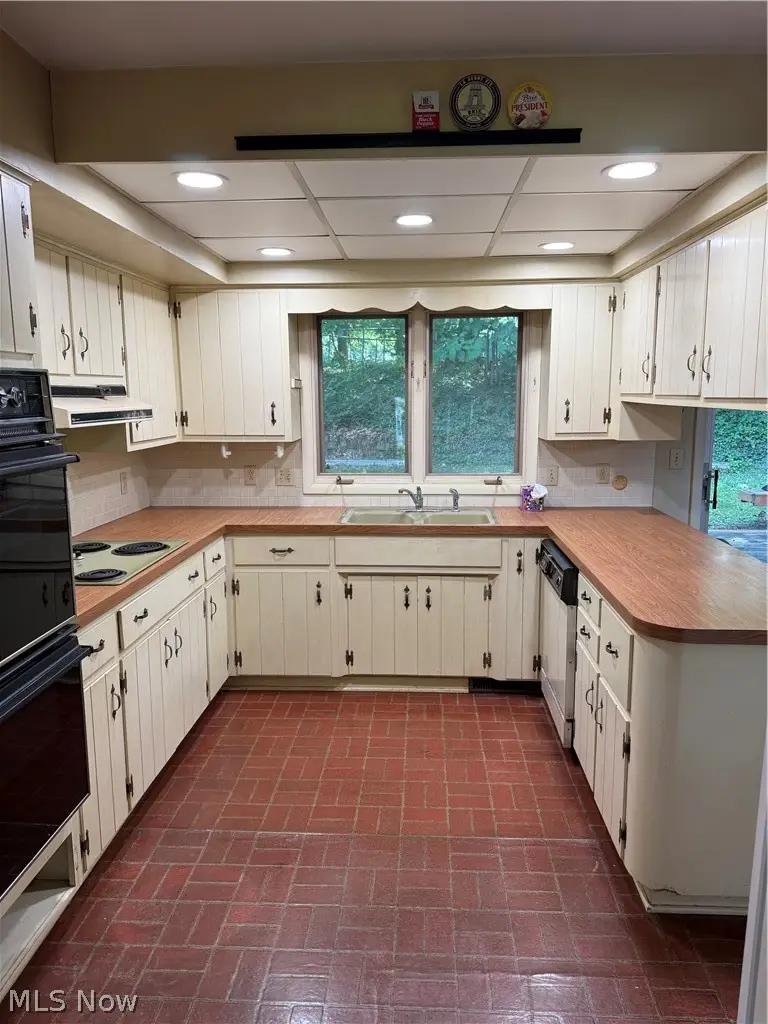 3791 Butterfield Drive, Akron, OH 44319 - #3