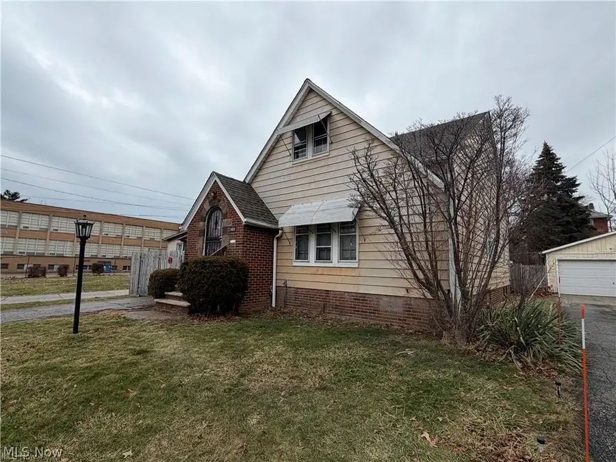 18033 Marcella Road, Cleveland, OH 44119 - #2