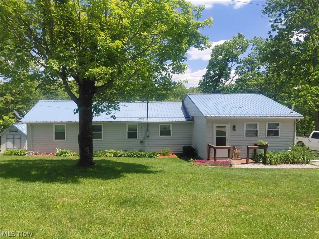 6136 Vo Ash Sw Drive, Carrollton, OH 44615 - #1