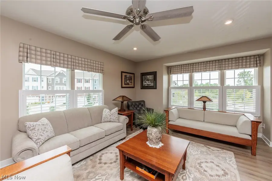 4033 N Steels Circle #31, Cuyahoga Falls, OH 44223 - #3