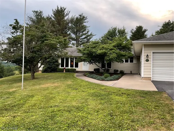 3747 State Route 339, Belpre, OH 45714