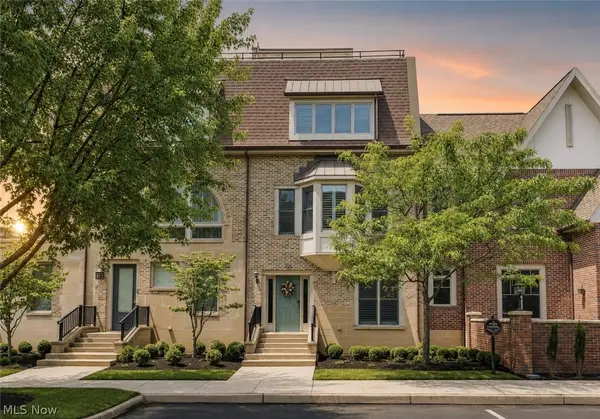128 Vine Street #16A, Westlake, OH 44145
