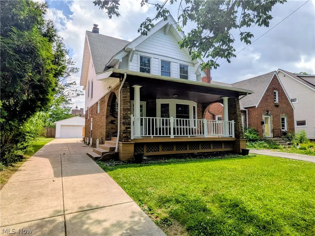 3270 Yorkshire Road, Cleveland Heights, OH 44118 - #1