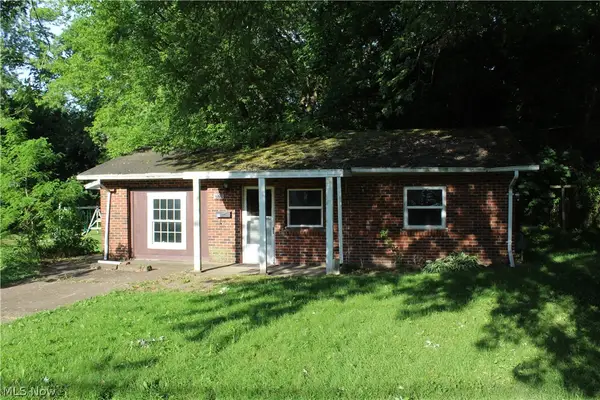 323 Fox Drive, Ashtabula, OH 44004
