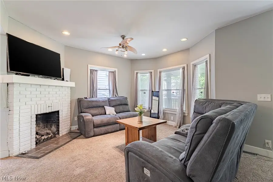 132 E 156th Street, Cleveland, OH 44110 - #3